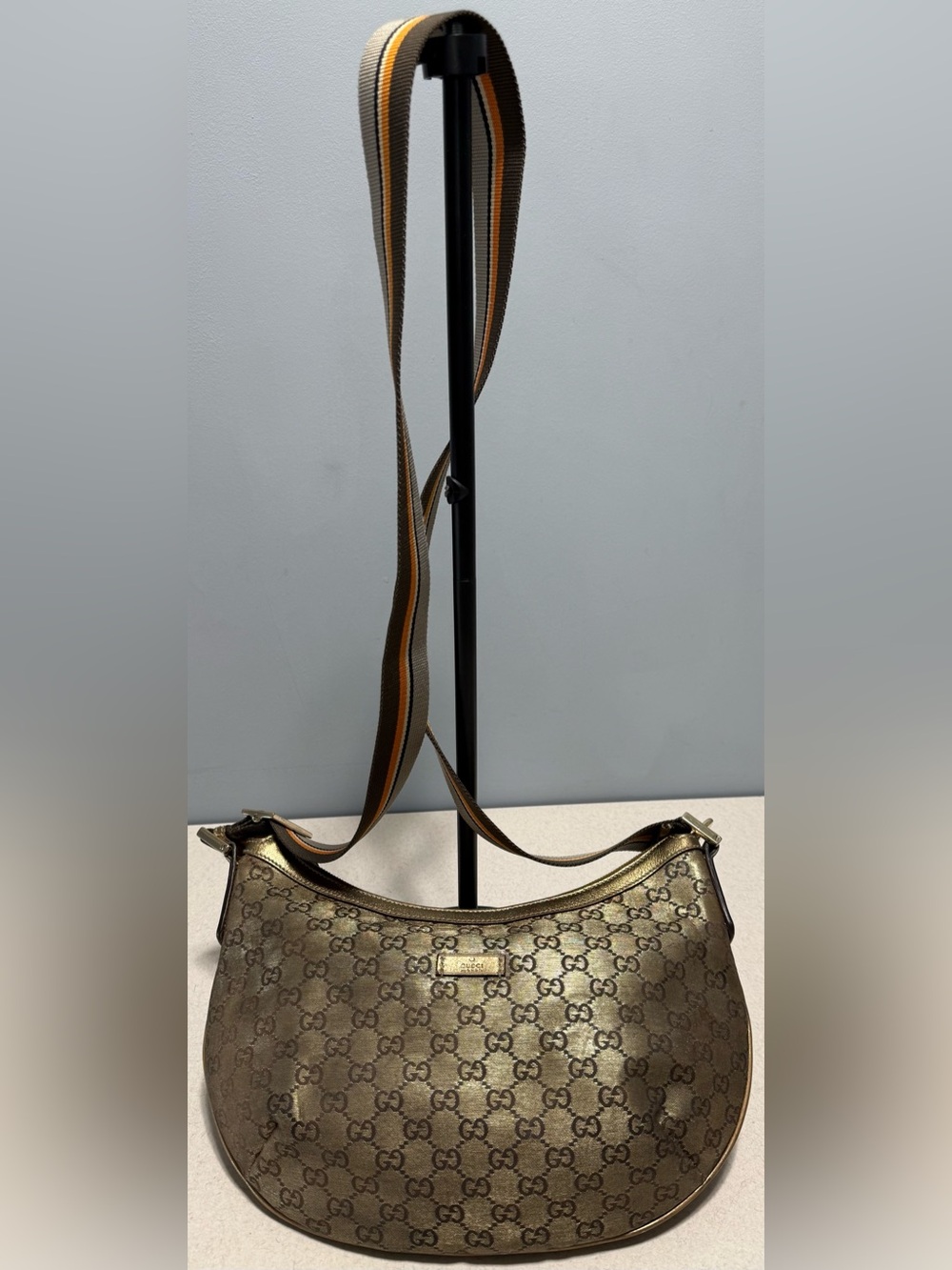 Gucci Vintage GG Hobo Crossbody Bag Canvas - Picture 2 of 16